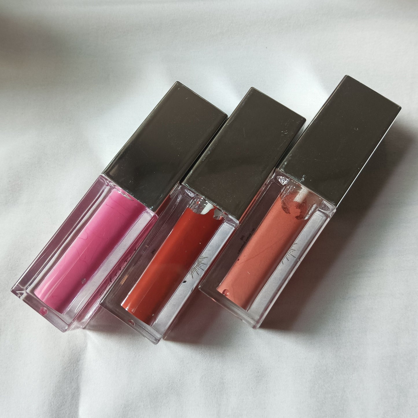 Aura Collective Powdery Matte Liptints – Lightweight Gel Matte Lip Tint with Mirror Cap (5ML, Long Lasting)